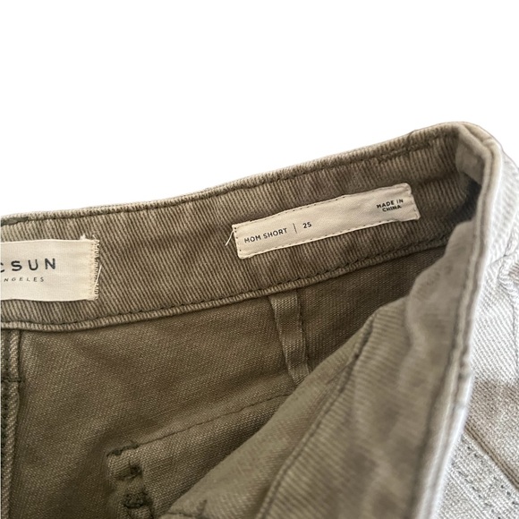 Pacsun Mom Short - Picture 3 of 4